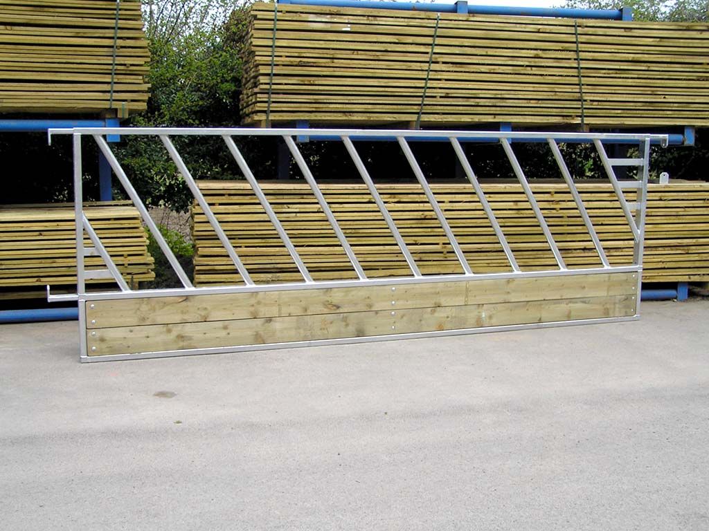 Feed Barriers project by Fred Collin Architect